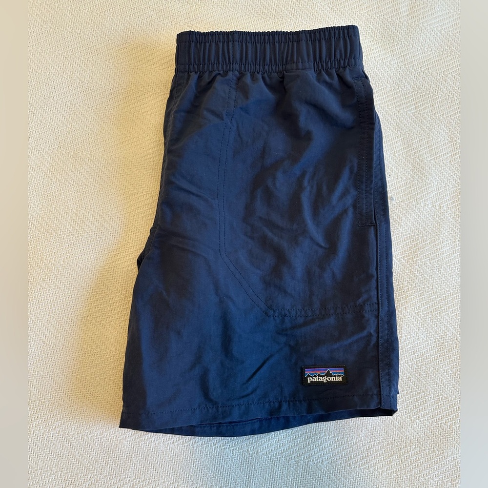 Patagonia Kids Shorts 5” Size M (10)